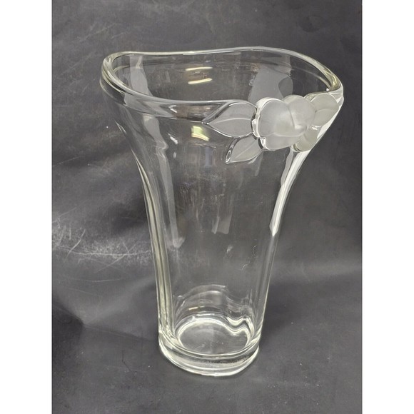 Tall Clear Mikasa (Unsigned) Vase With Flared Top And Frosted Floral - Picture 3 of 6